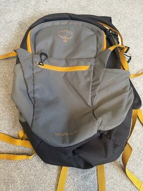 OSPREY Daylite Plus Gray and Yellow Hiking Active Backpack